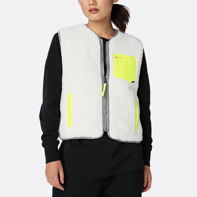 (WMNS) Converse Sherpa Reversible Vest 'Grey' 10020286A01 - 4