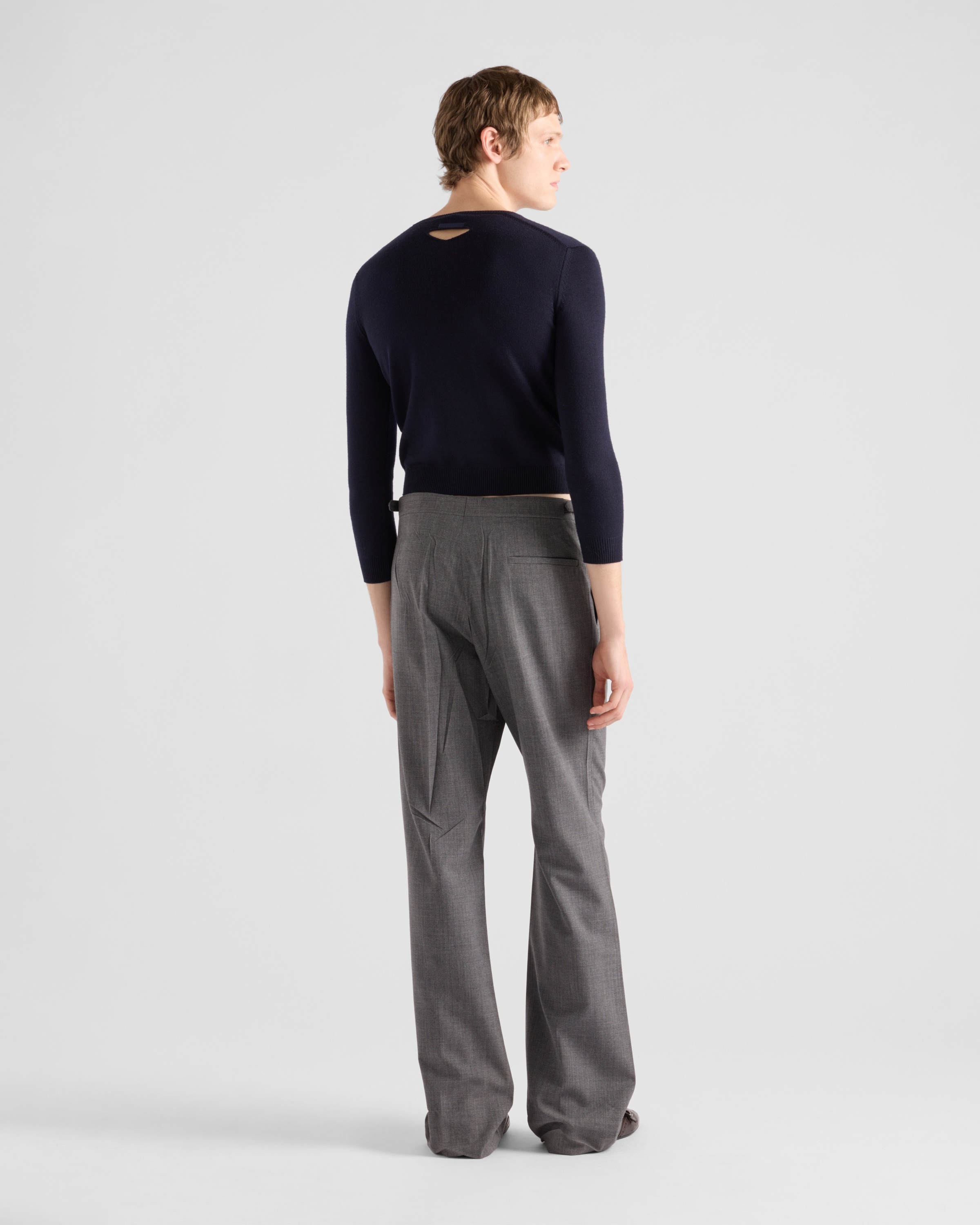 V-neck wool sweater - 5