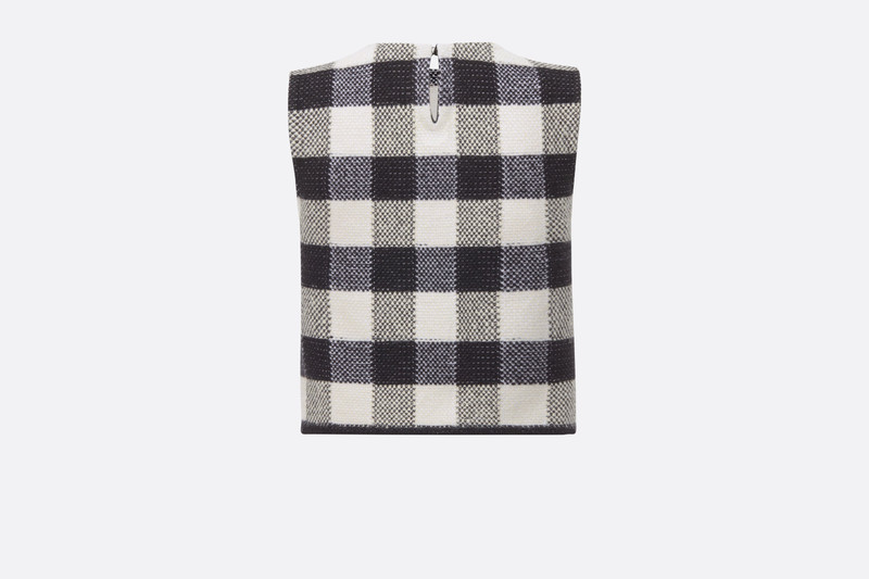 Sleeveless Sweater 2