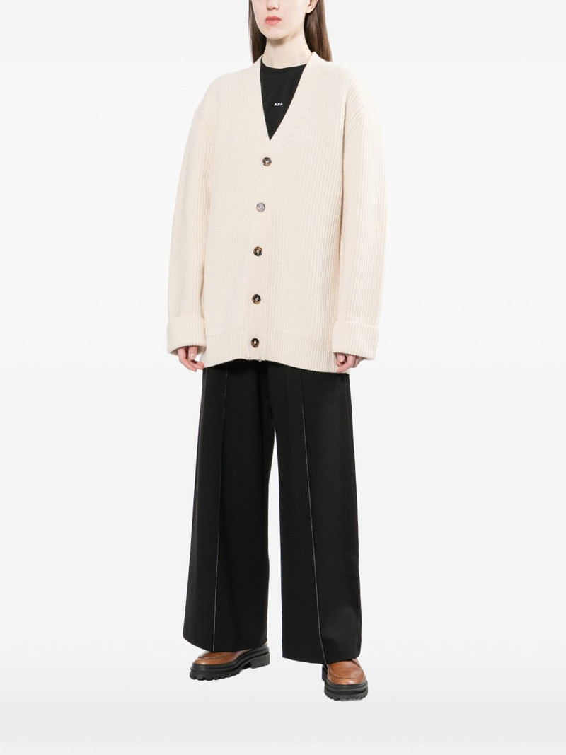 V-neck cardigan 3