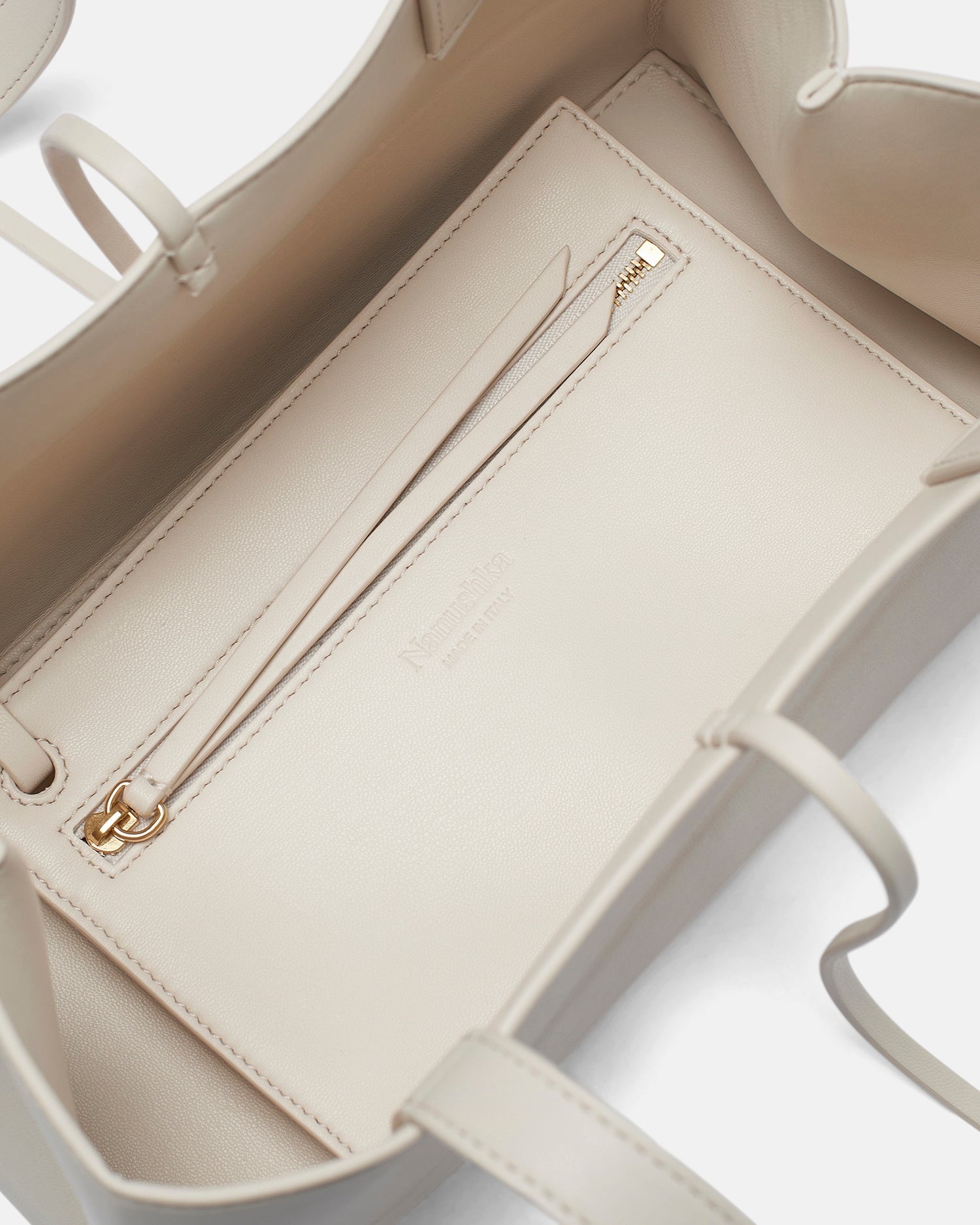 Alt-Nappa Bag - 3