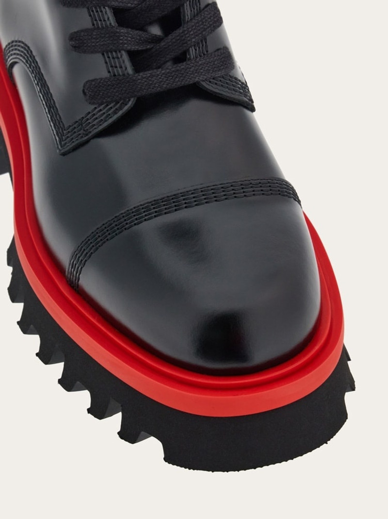 COMBAT BOOT WITH CHUNKY SOLE 6