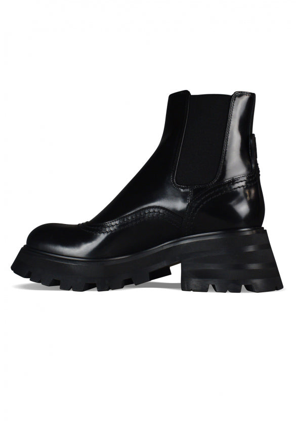 Alexander Mcqueen Women Wander Chelsea Boots - 4