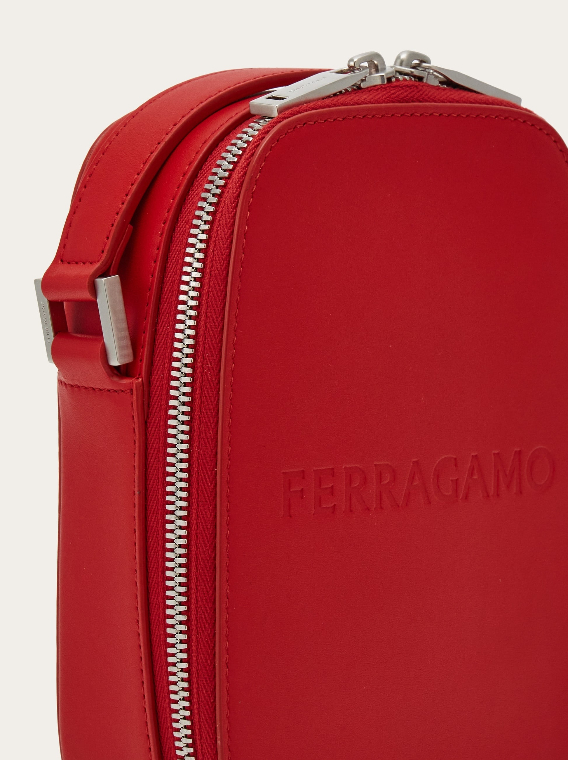 Compact crossbody bag - 7