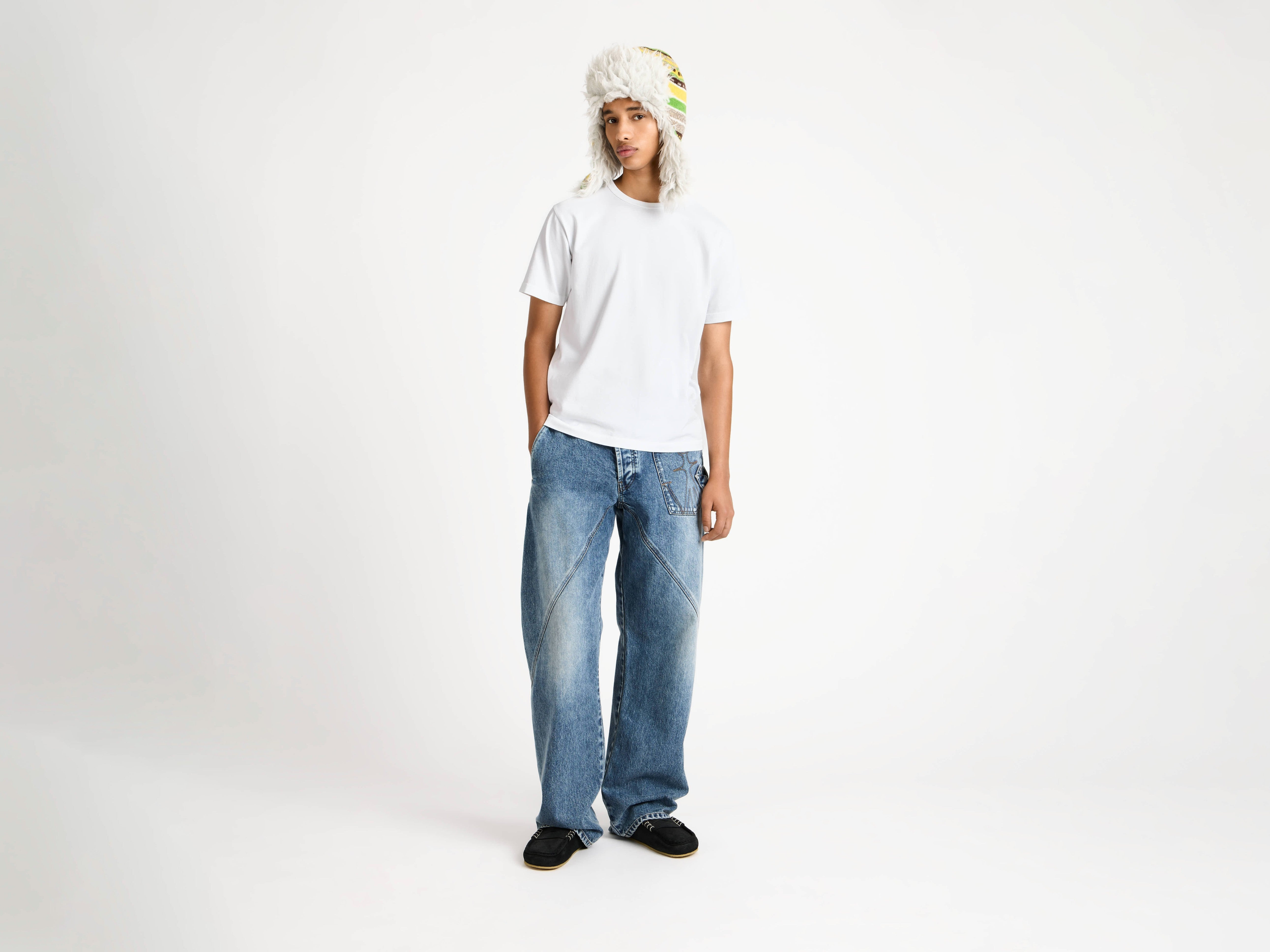 EMBROIDERED ANCHOR T-SHIRT IN WHITE - 2