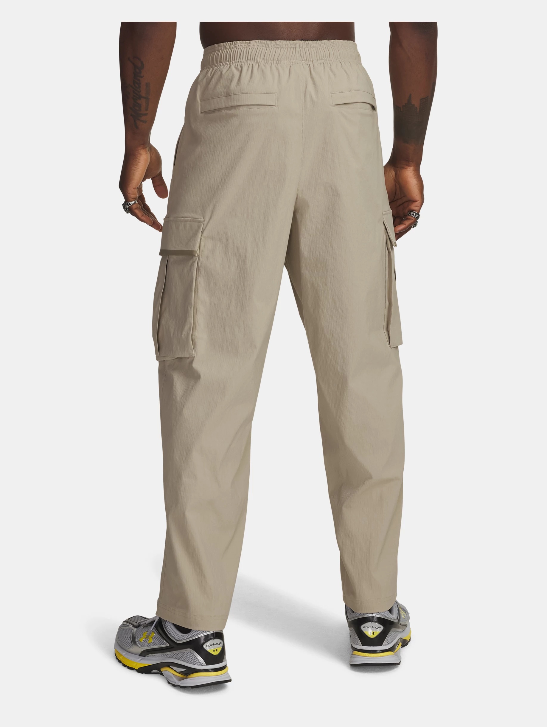 UA Unstoppable Textured Woven - 2