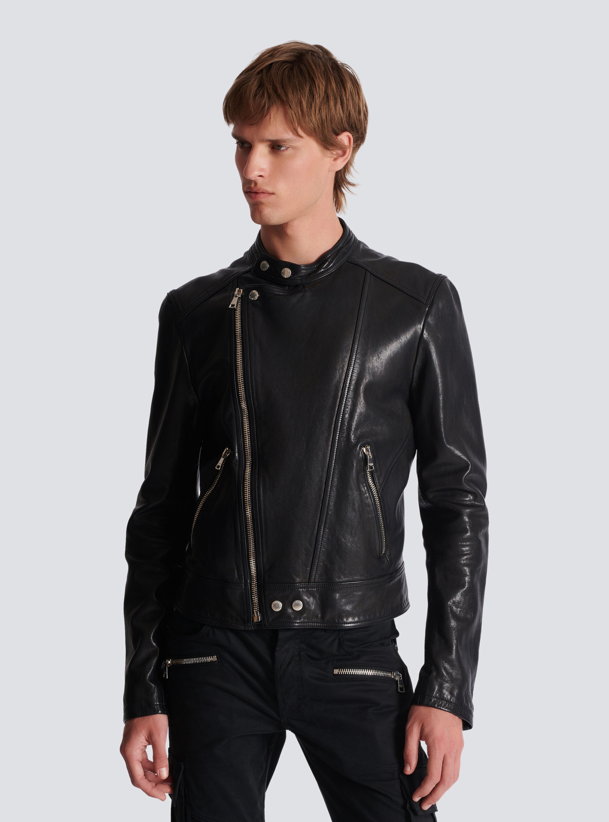 Zipped leather biker jacket - 6