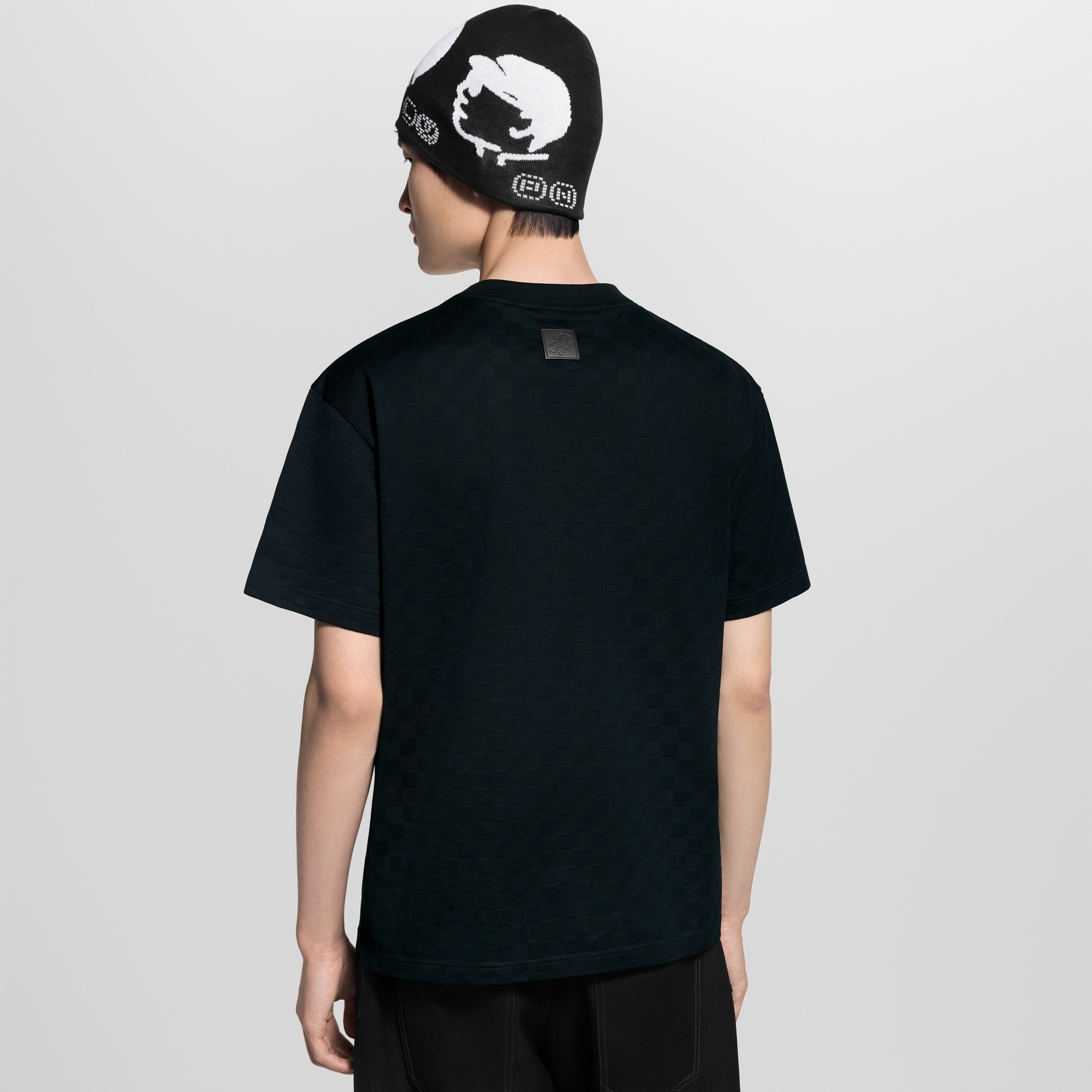 Signature Embellished T-Shirt - 4