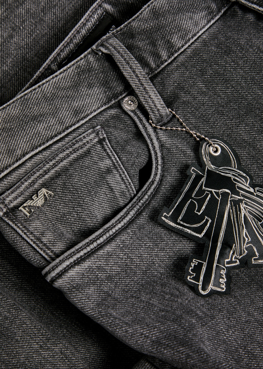 Emporio Armani Tapered-leg Jeans - 5