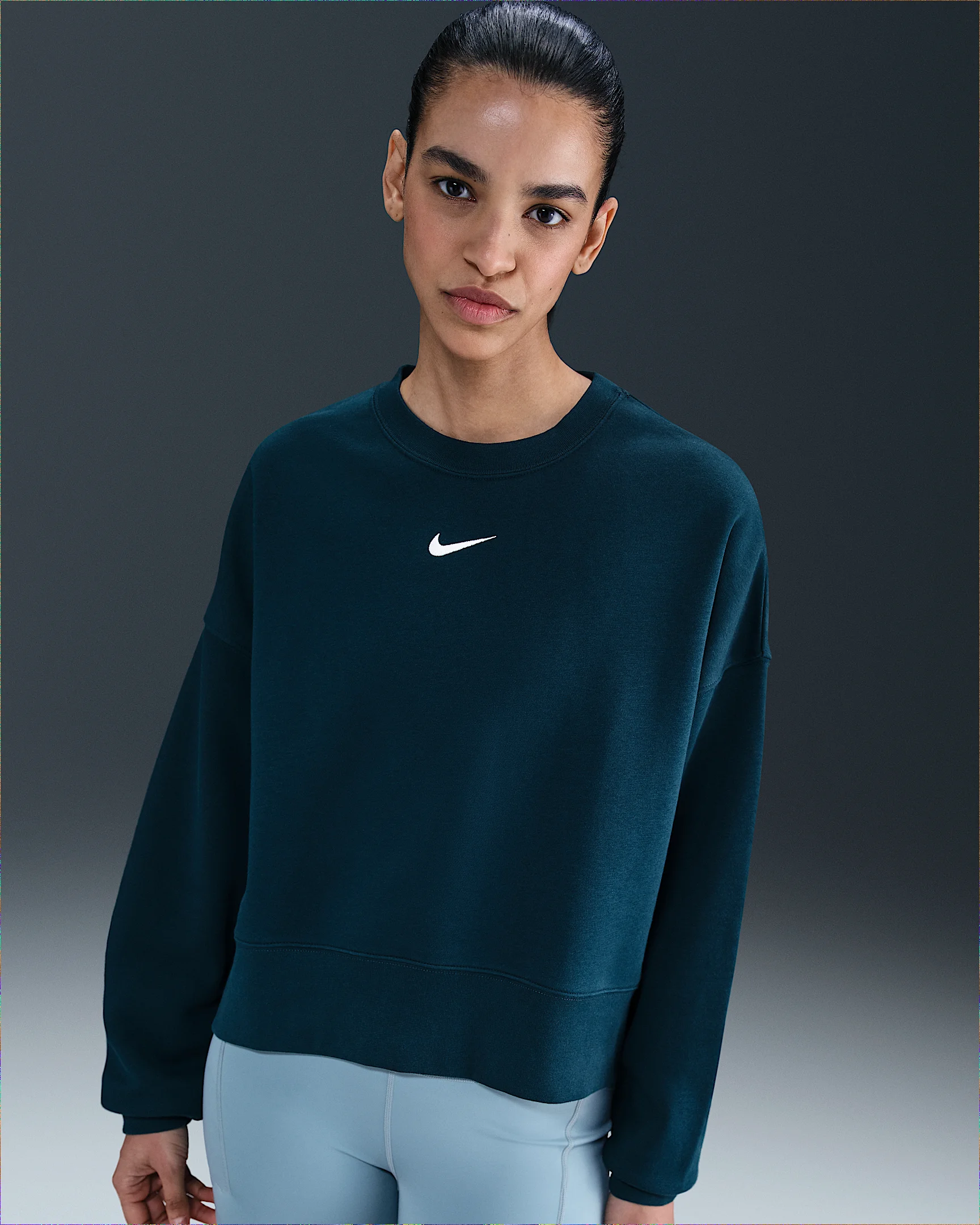 Nike Sportswear Collection Essentials Women's Oversized Fleece Crew Sweatshirt - 1