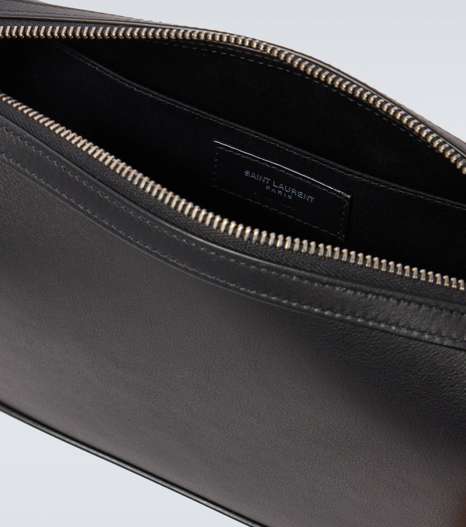 Small logo leather clutch - 4