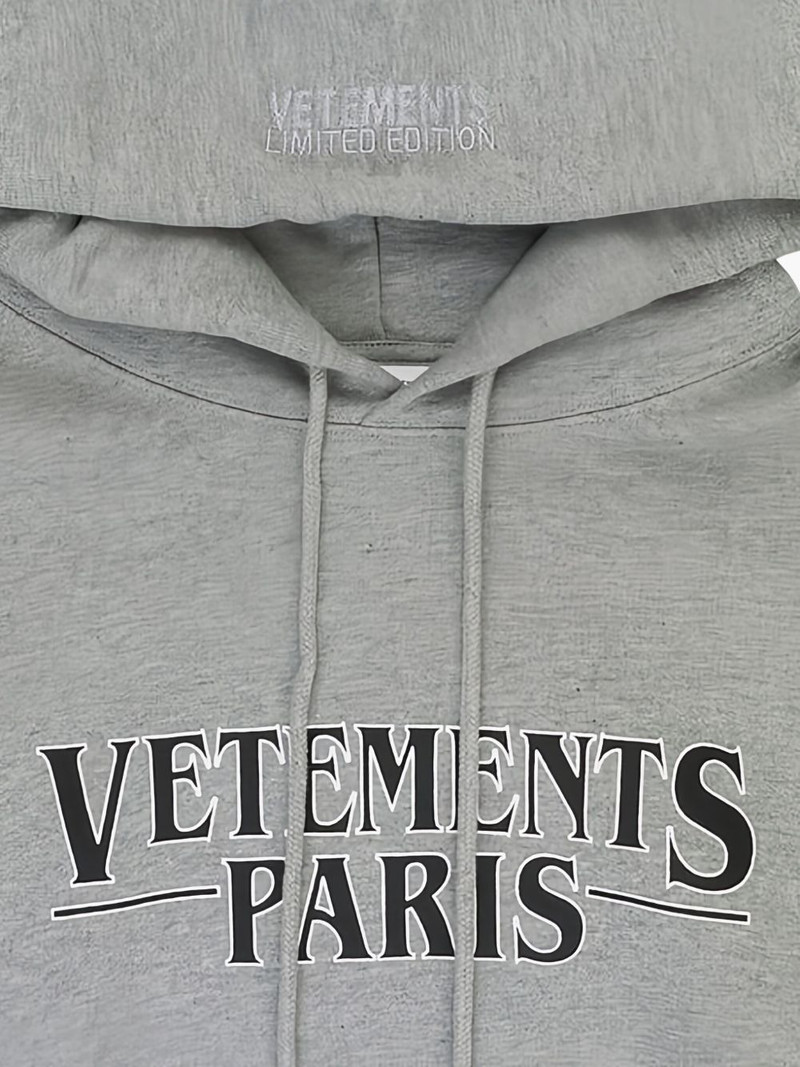 VETEMENTS Paris logo-print hoodie outlook