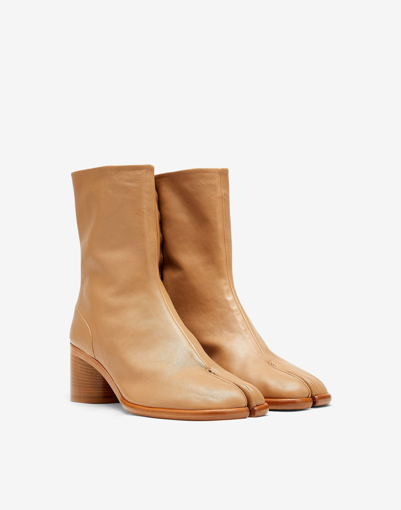 Maison Margiela Tabi vintage leather boots outlook