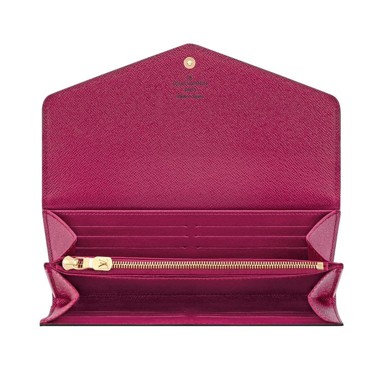 Sarah Wallet - 7