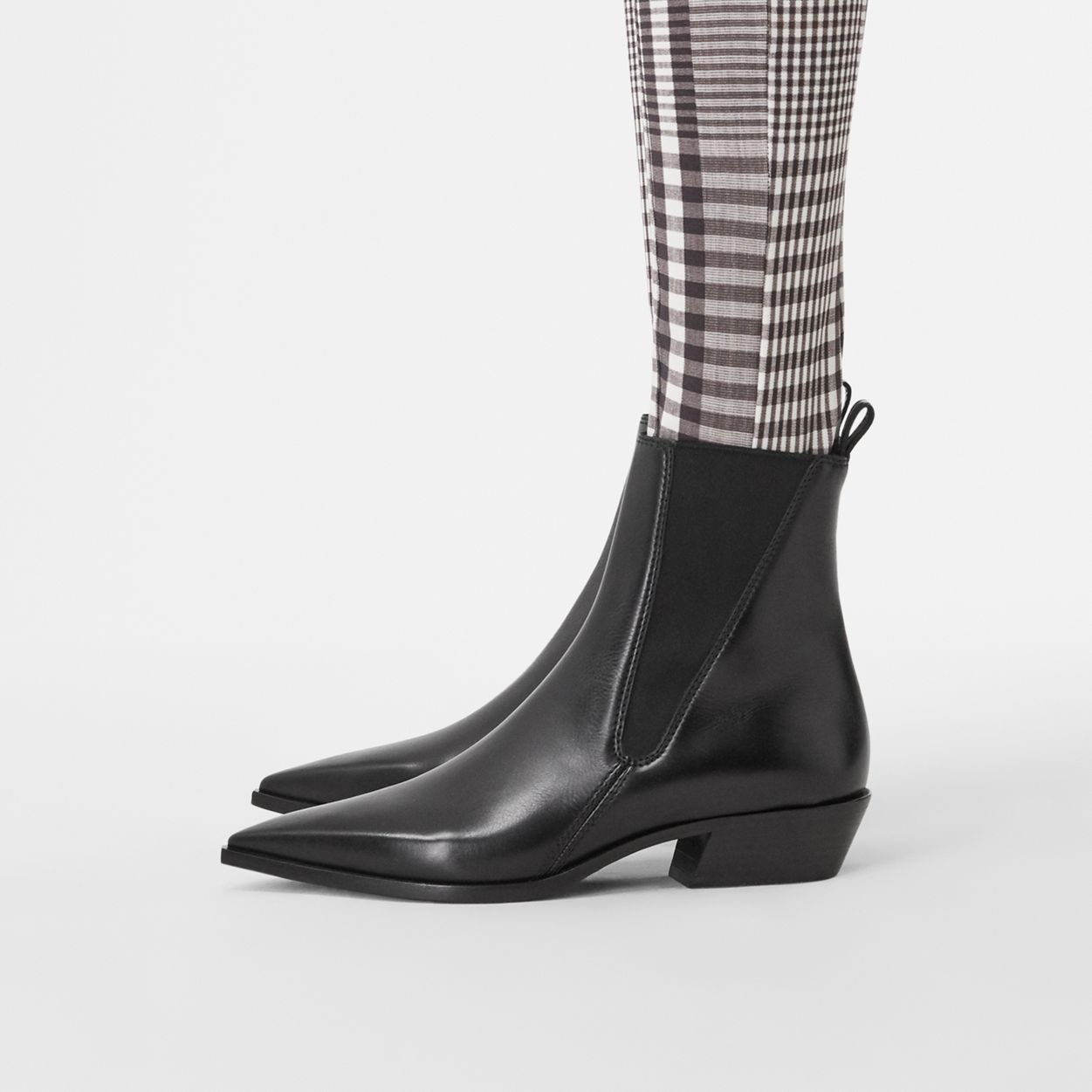 Leather Point-toe Chelsea Boots - 4