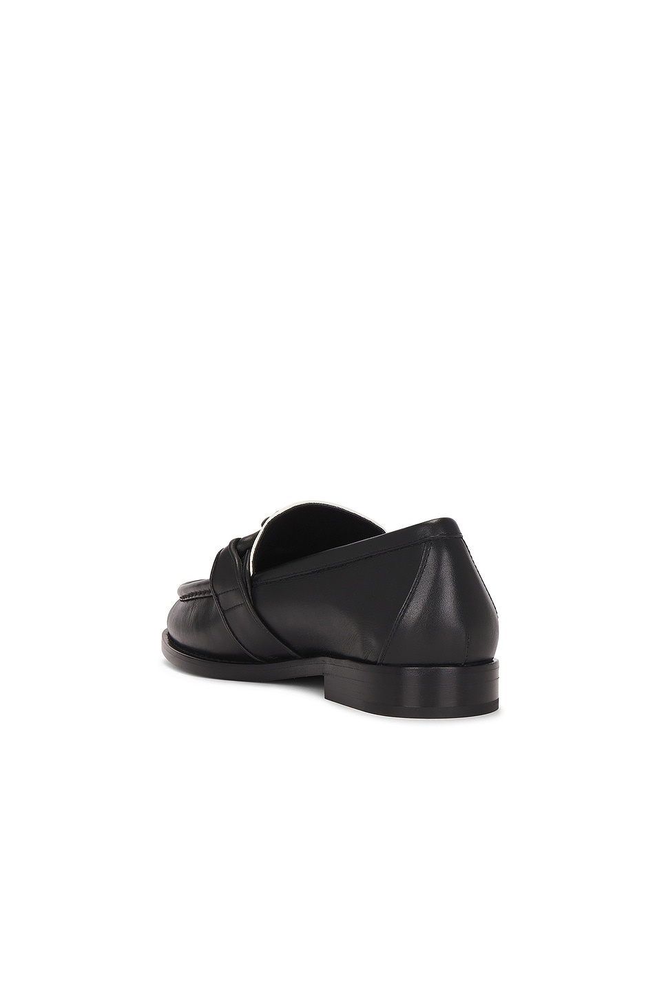 Astaire Flat - 3