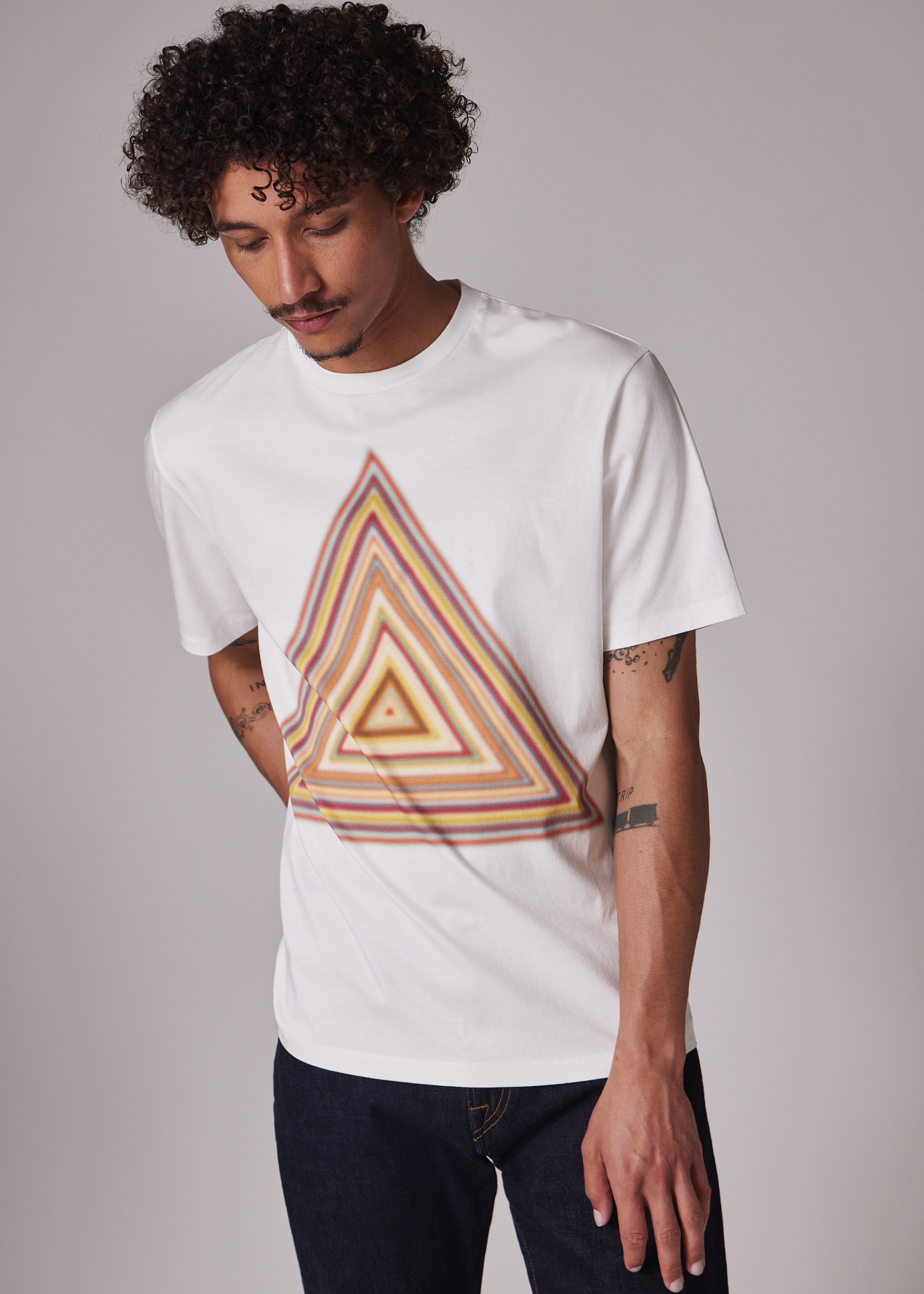White 'Signature Stripe Triangle' Print T-Shirt - 3