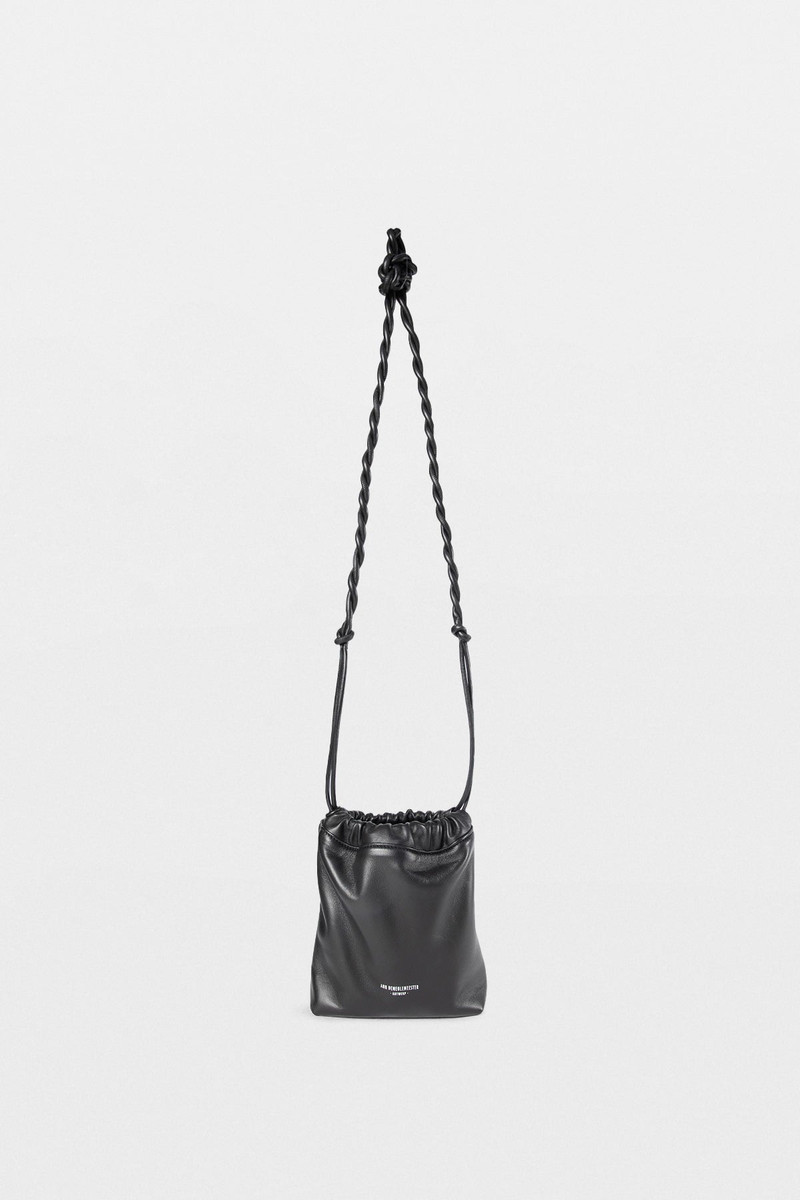 Marilyn Medium Knot Bag 1