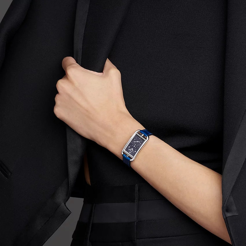 Hermès Nantucket Dual Time watch, 22 x 32.5 mm outlook