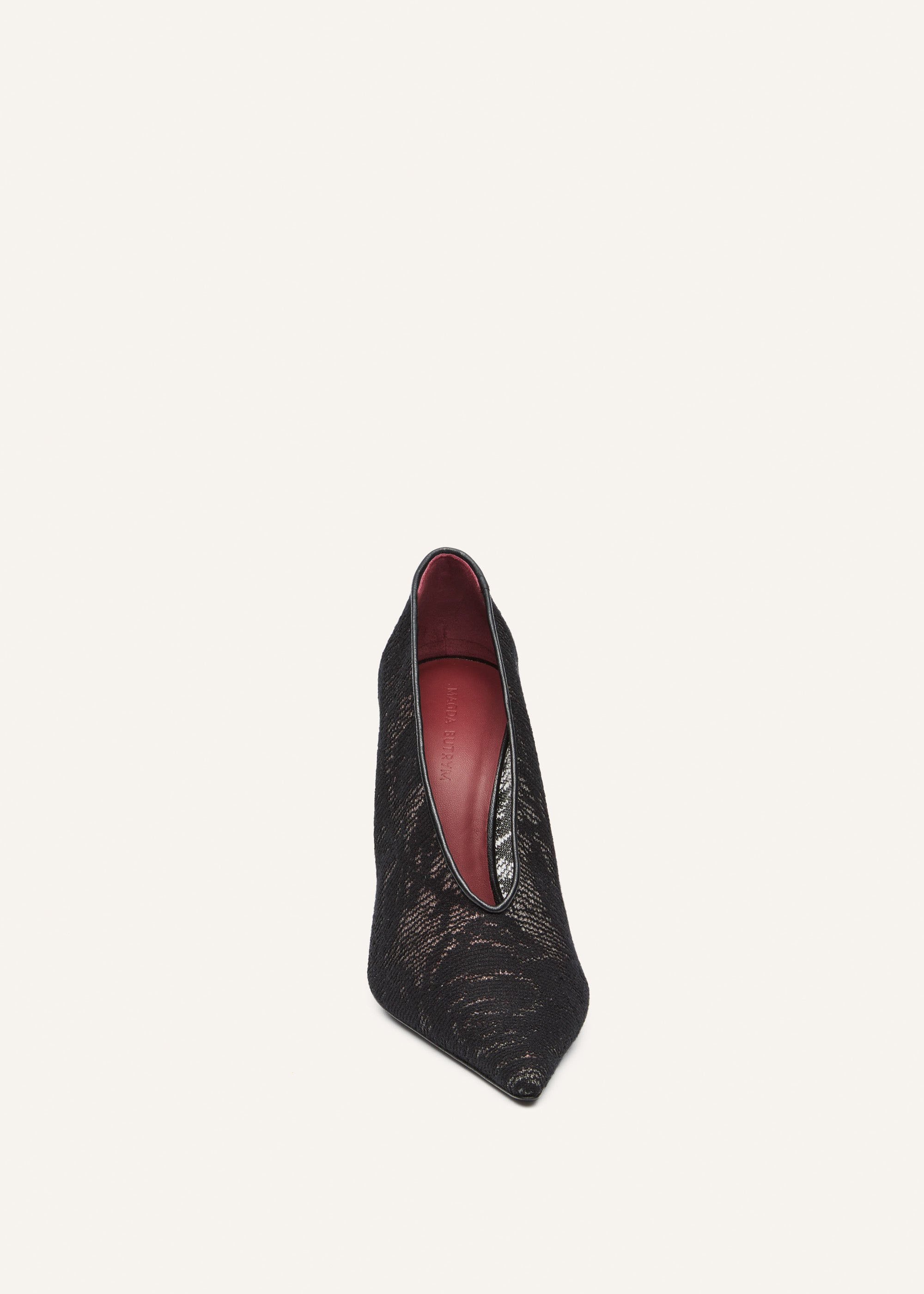 Floral knit pointed pumps in black - 3