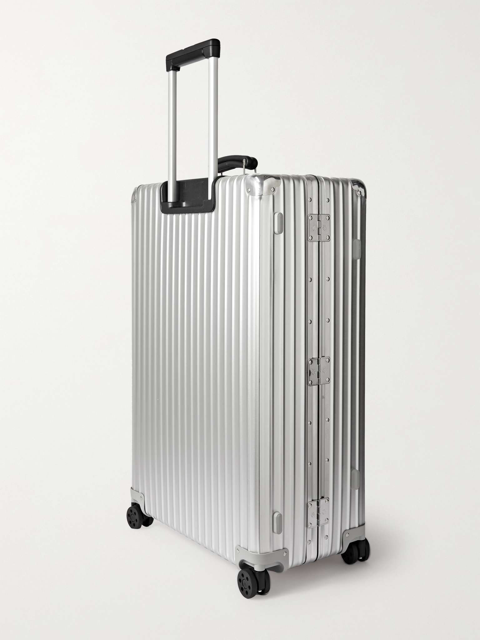 Classic Large 79cm Aluminium Check-In Suitcase - 4