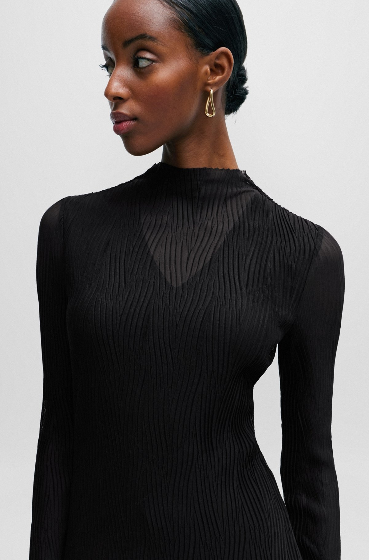 LINED DRESS IN PLISSÉ TULLE WITH MOCK NECKLINE - 4