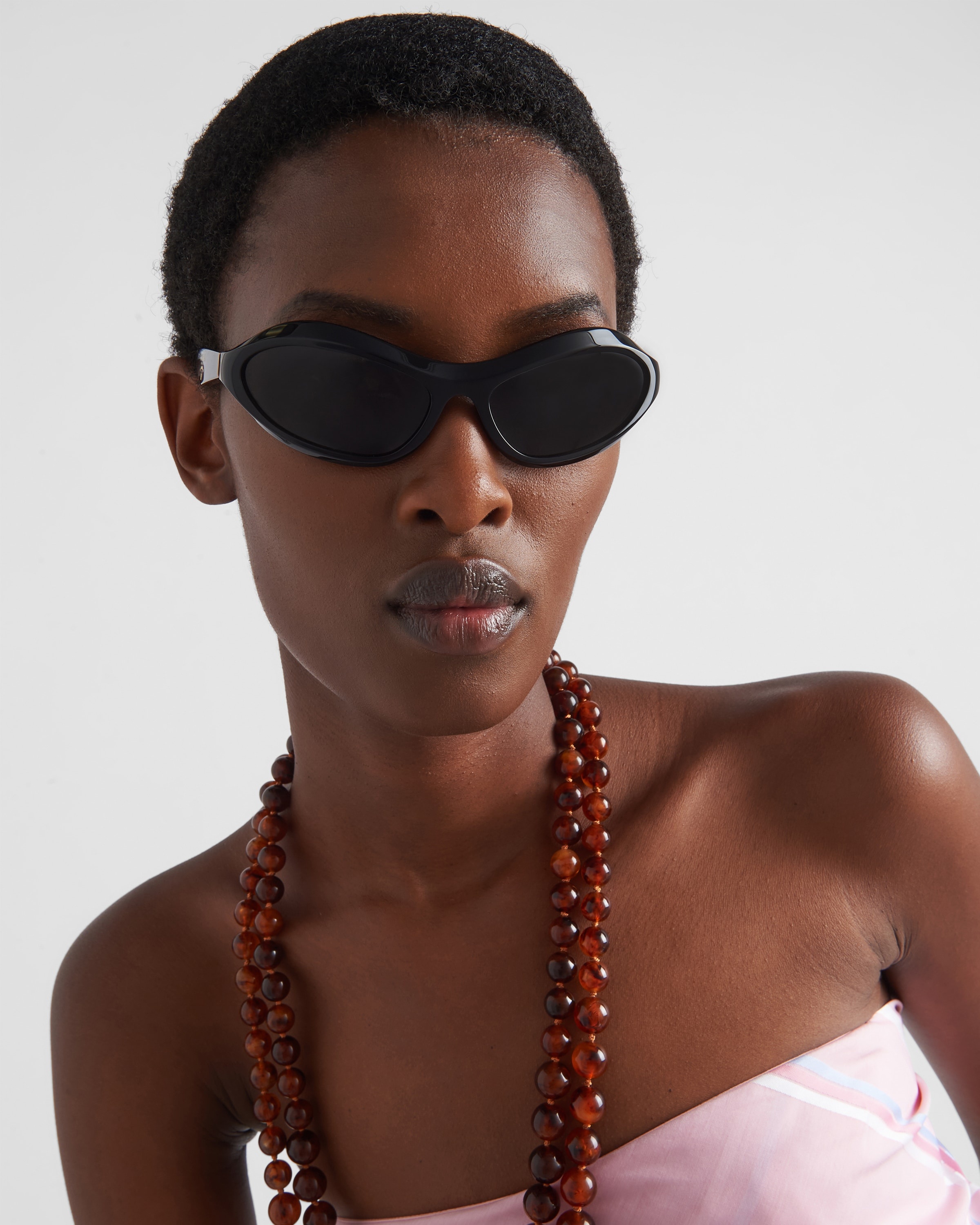 PRADA Swing Sunglasses A contemporary and avant-garde re-edition of the iconic  main image 3