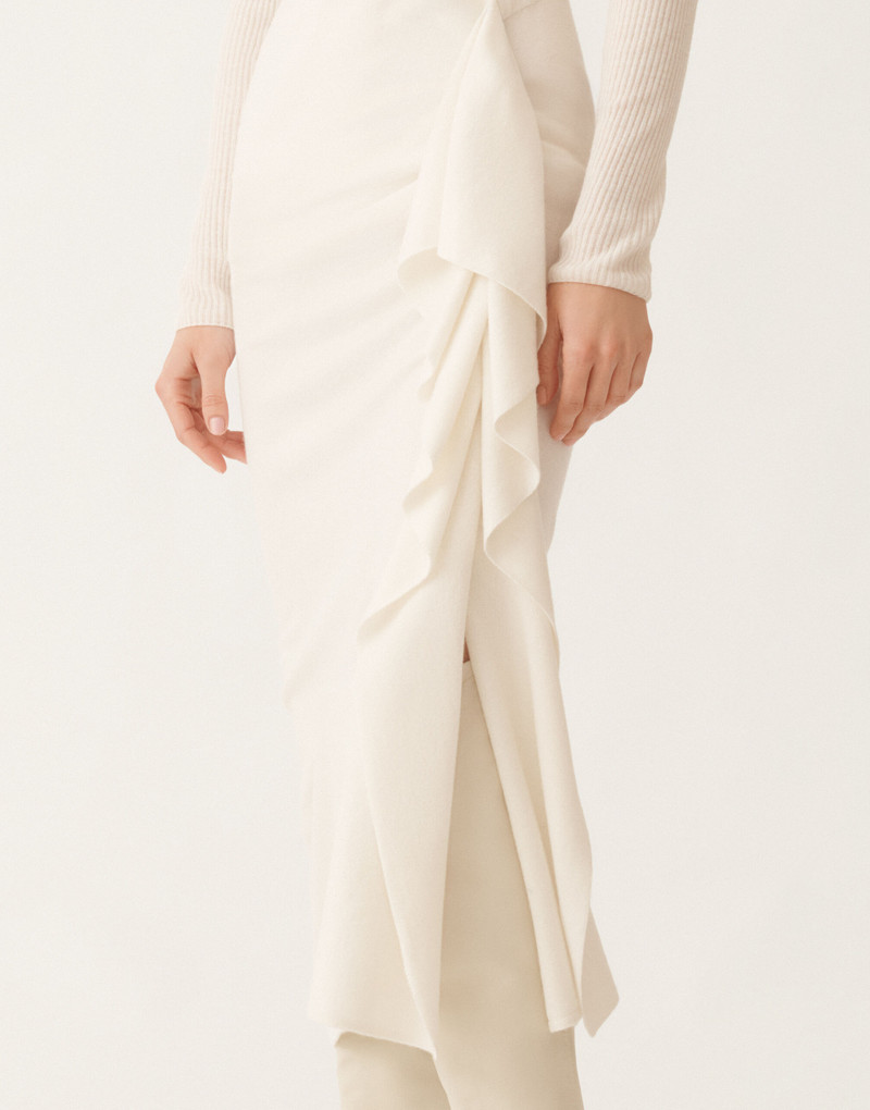 Wrap skirt in Platinum 5
