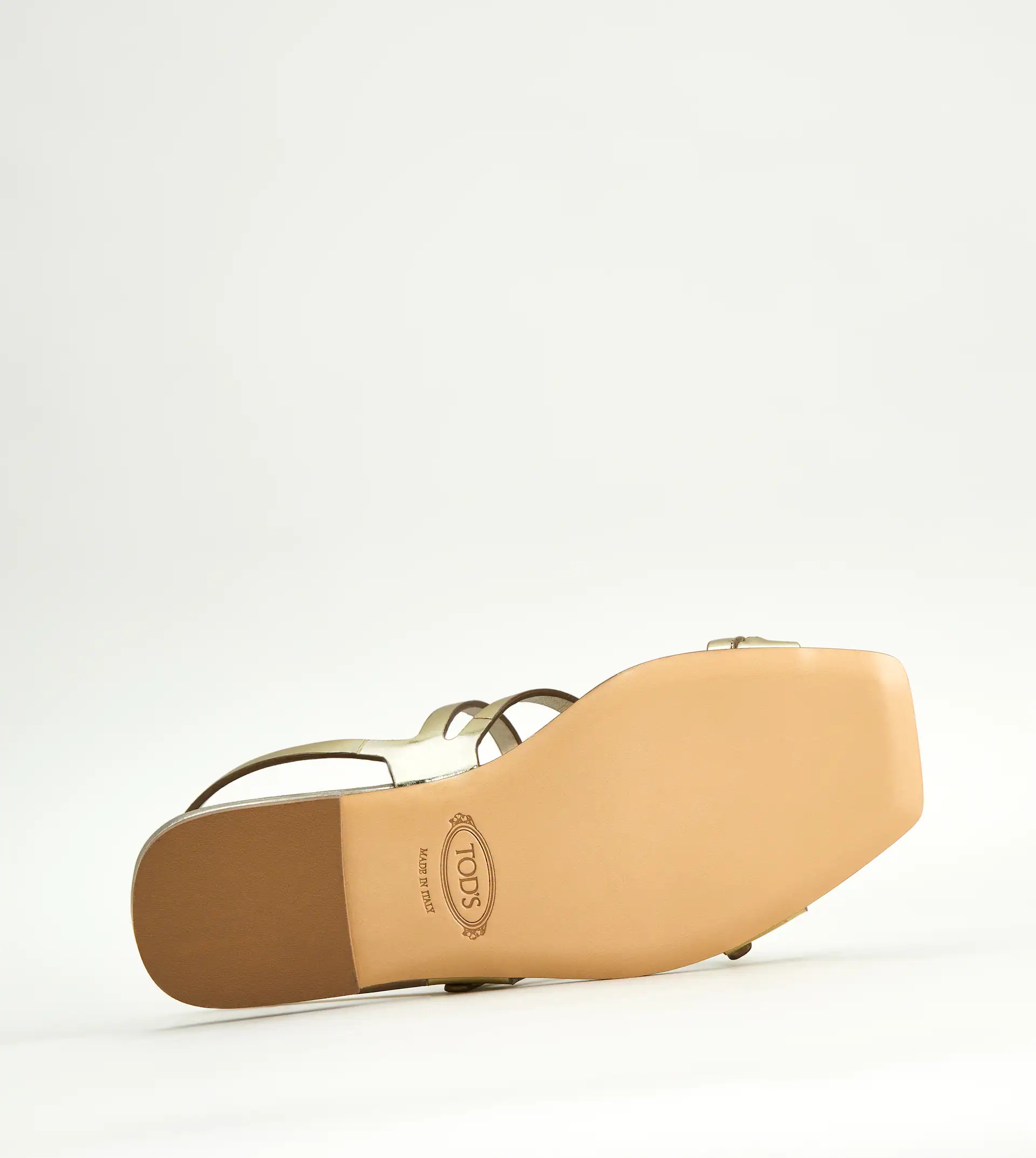 SANDALS IN LEATHER - GOLD - 4