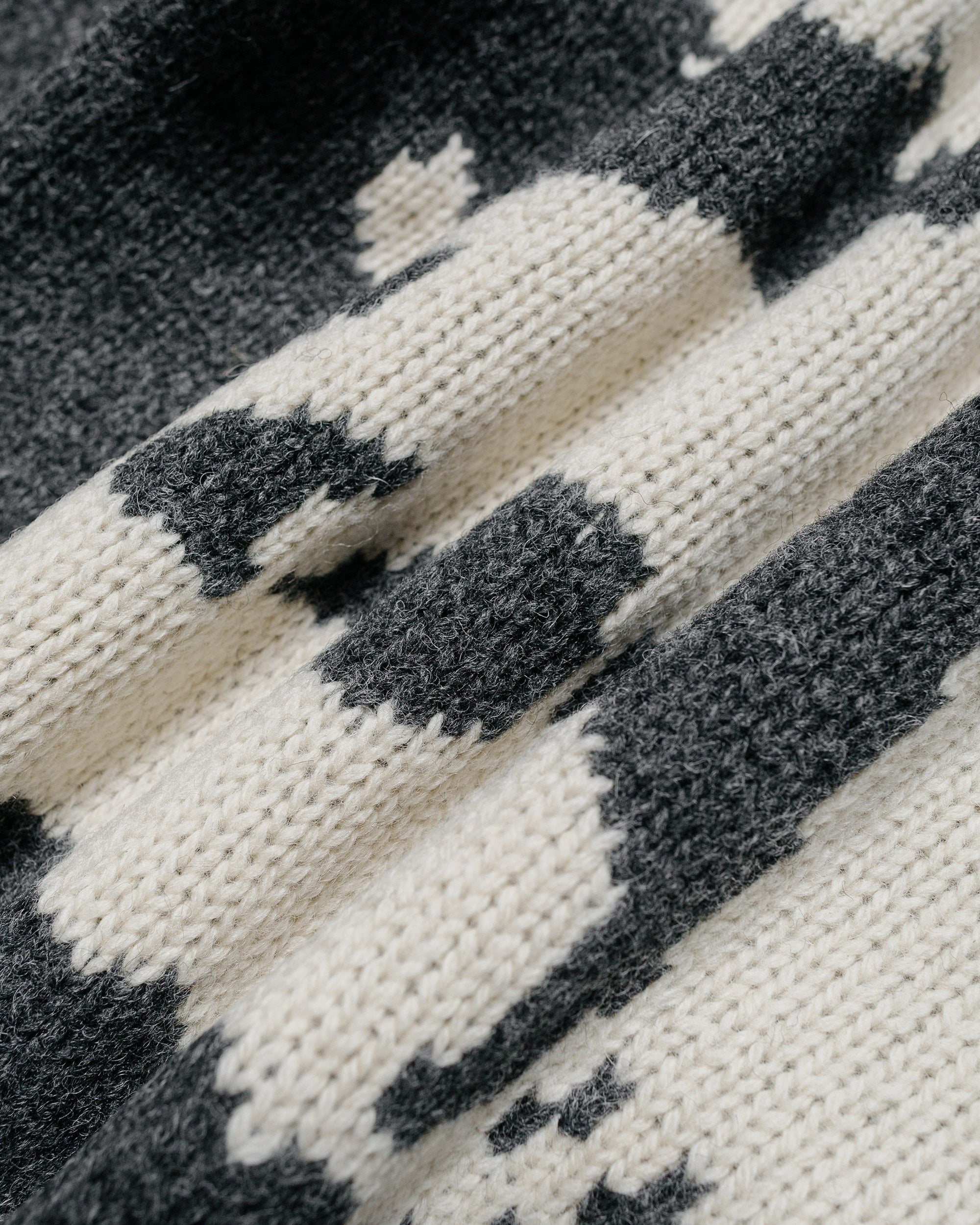 Crew Intarsia 3G Charcoal Grey - 5