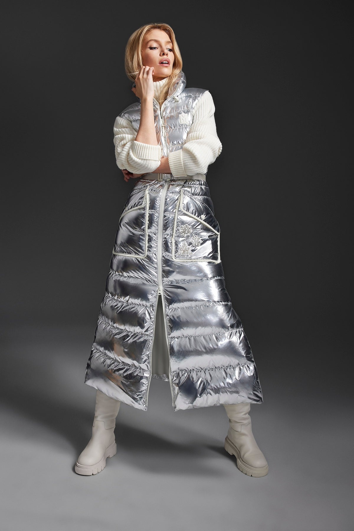 IVANKA-MSF Sleeveless metallic laminate snowflake coat - 2