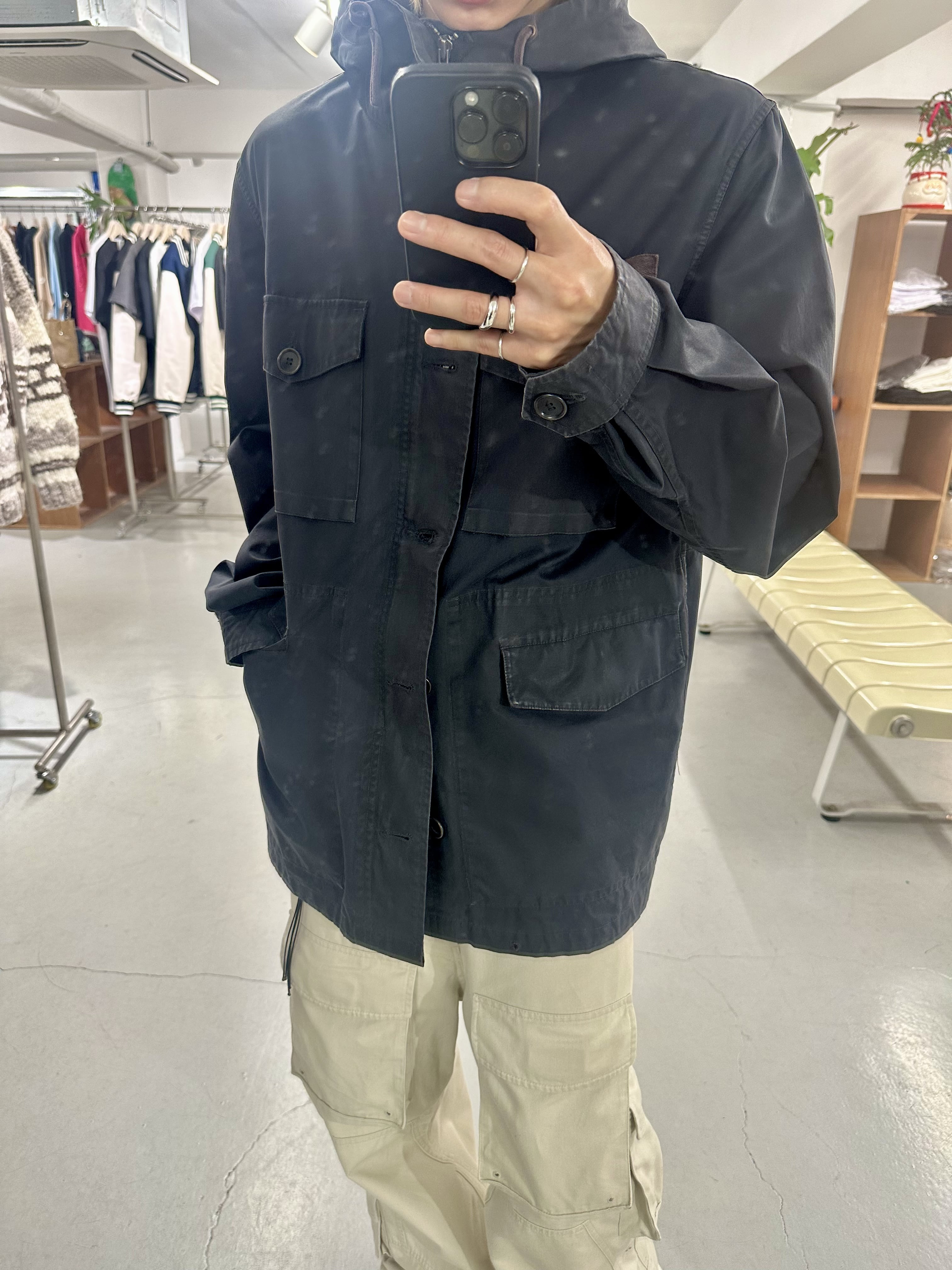 Supreme - 3