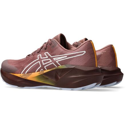 Novablast 5 TR Running Shoe - Women's - 6