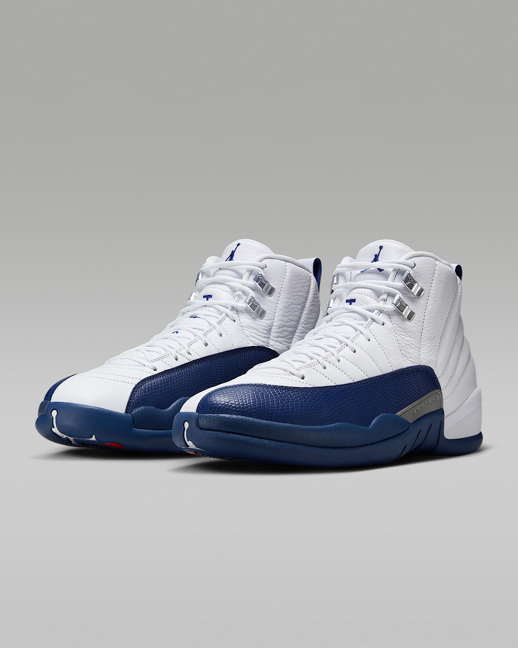 Air Jordan 12 Retro Men's Shoes - 5