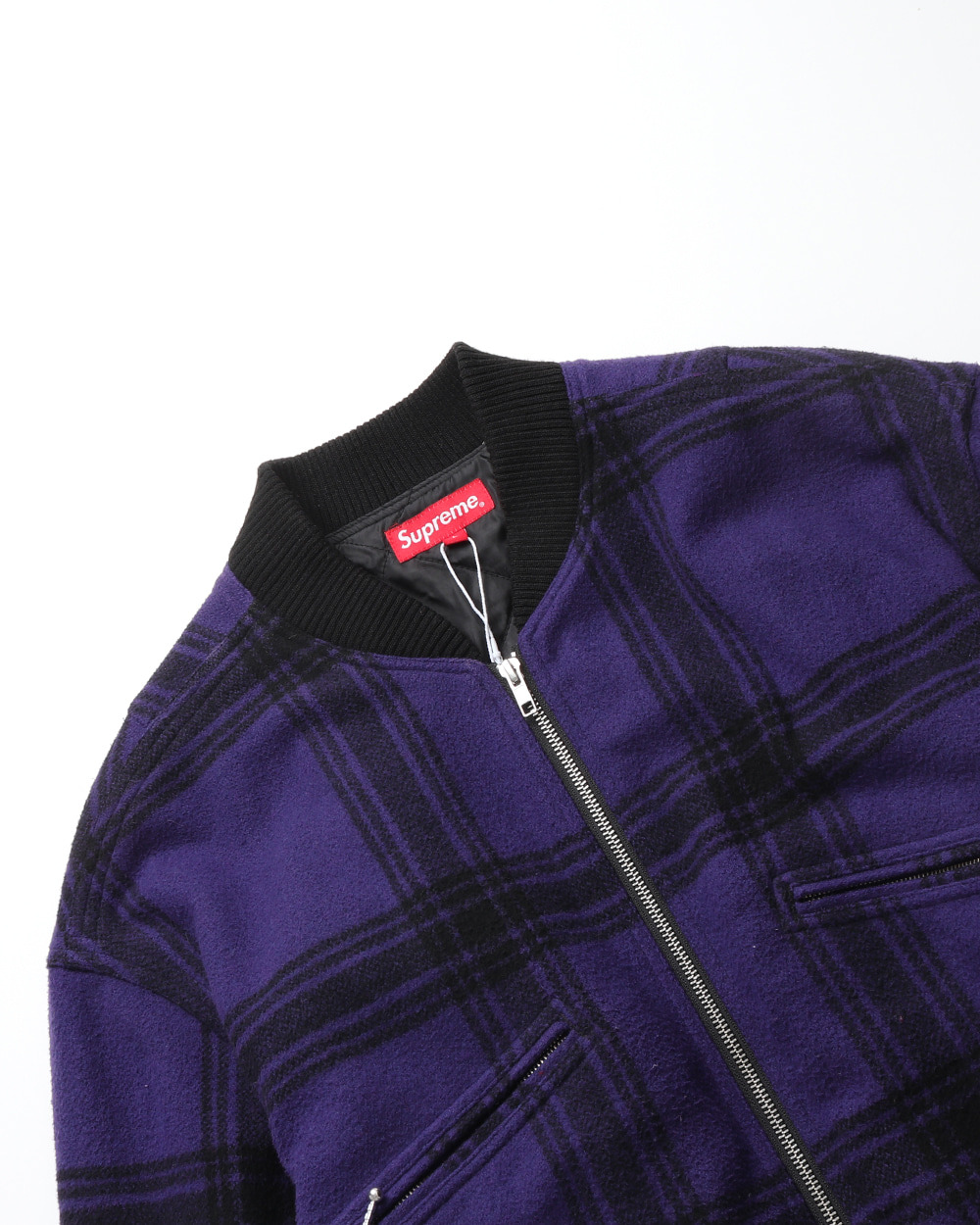 Supreme - 3