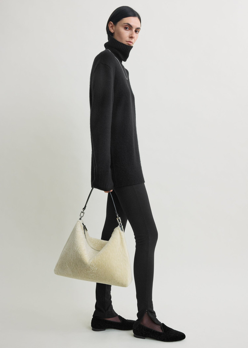 Medium Bevel shearling bag beige 3