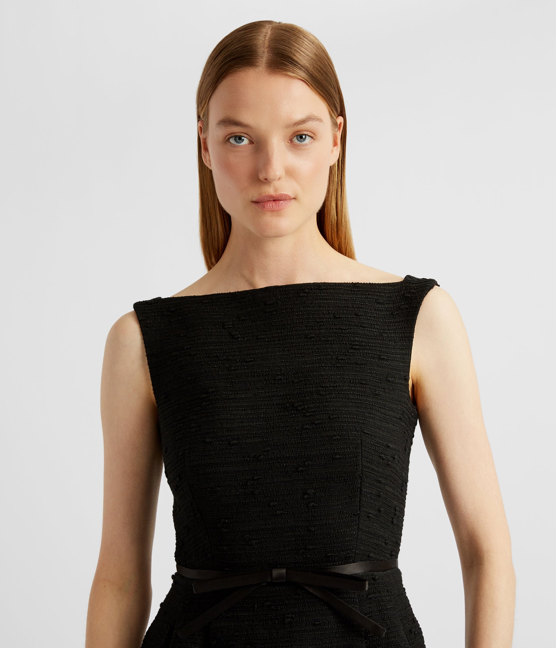 SLEEVELESS MIDI PENCIL DRESS - 4