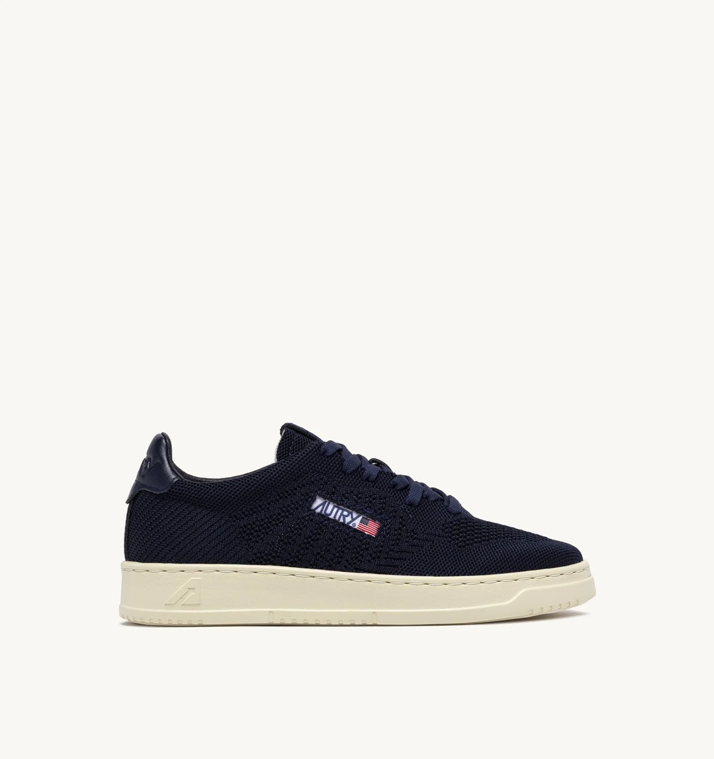 MEDALIST EASEKNIT LOW SNEAKERS IN SPACE BLUE KNIT - 1