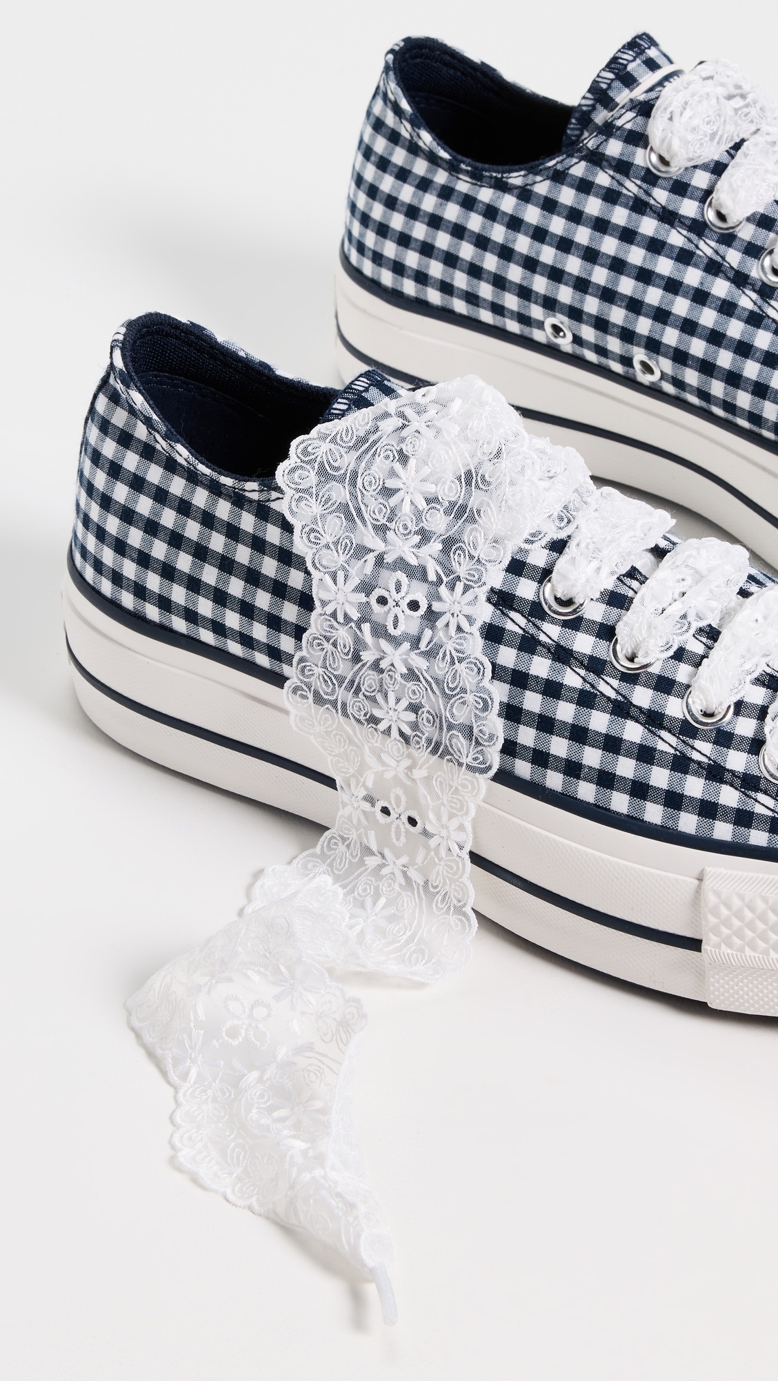 Chuck Taylor All Star Lift Sneakers - 5