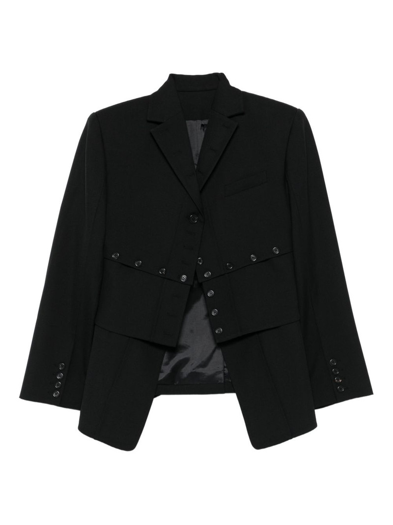 button-fastening blazer 1
