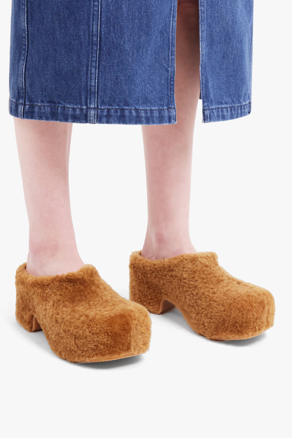 TEXTURED 40MM CLOG MULES | TAN - 5