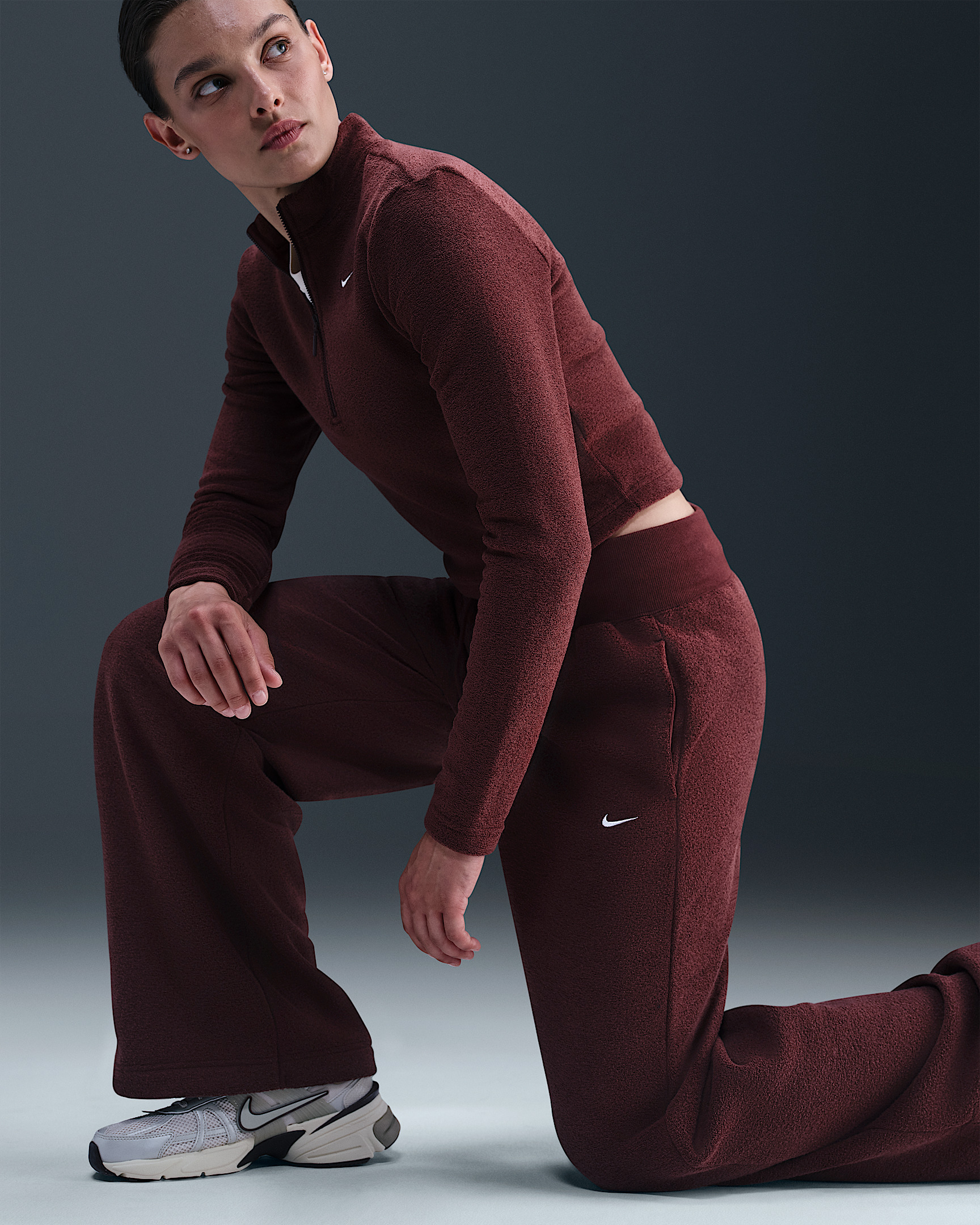 Nike Sportswear Phoenix Plush Women's High-Waisted Wide-Leg Cozy Fleece Pants - 5
