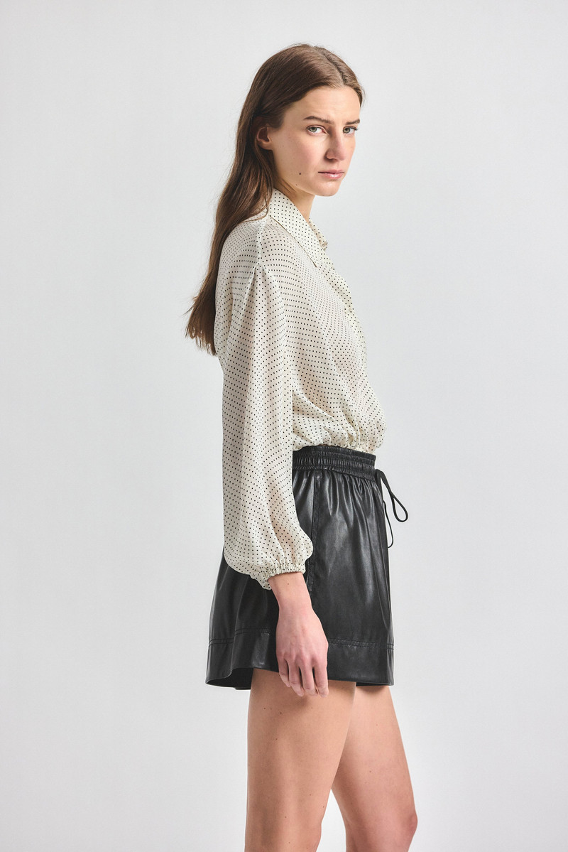 LOUISE FAUX LEATHER SHORT 4