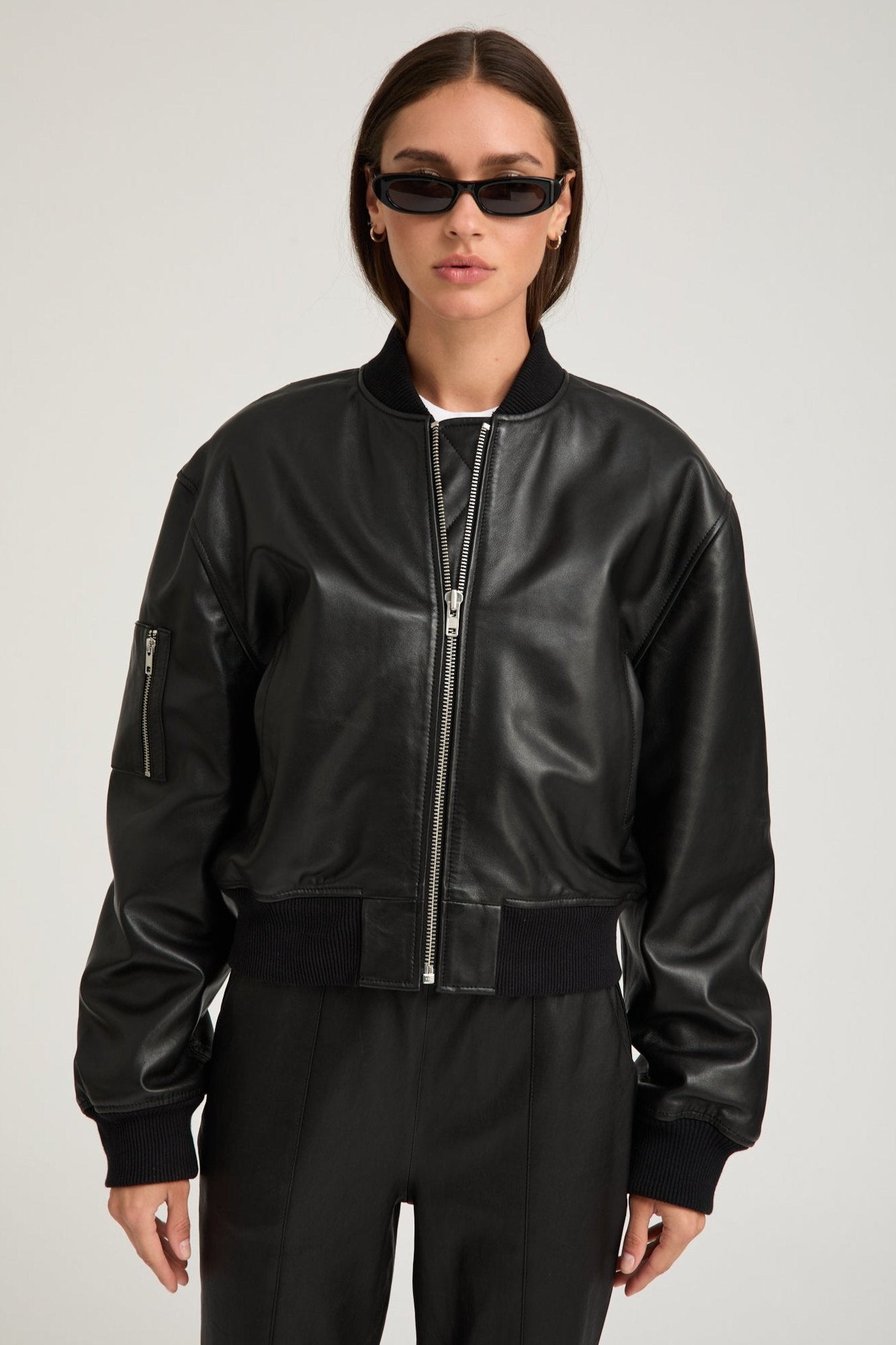 BLACK LEATHER CLASSIC BOMBER - 2