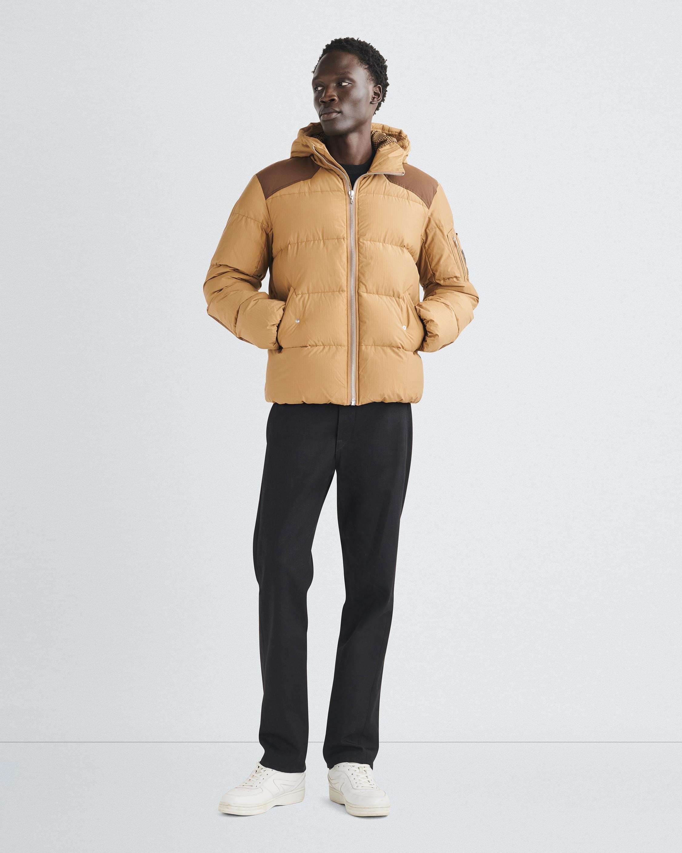 Byron Down Jacket
Relaxed Fit - 3