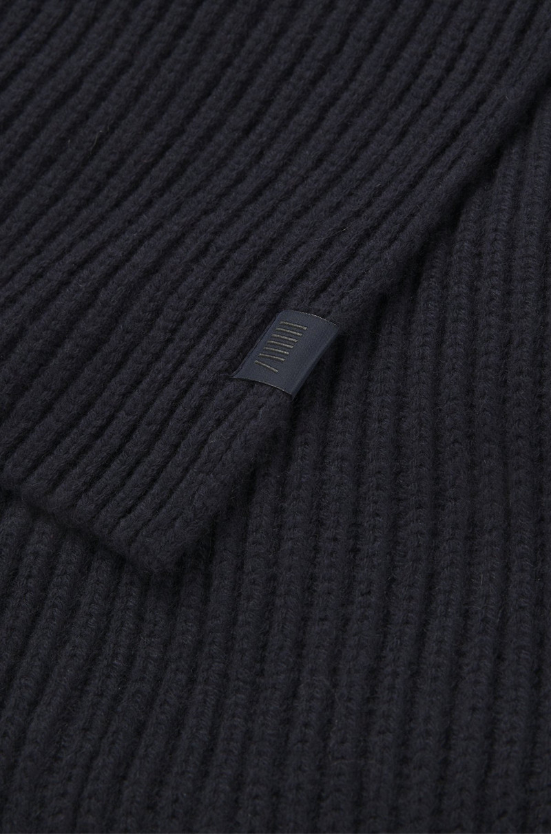 BECKHAM X BOSS SCARF IN VIRGIN WOOL AND CASHMERE 4