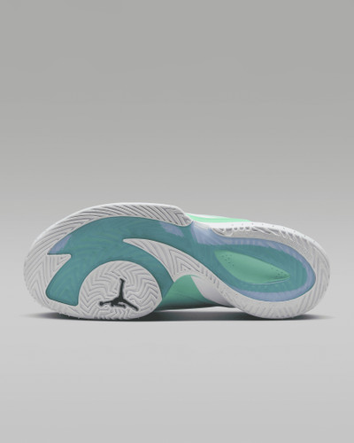 Jordan Luka 3 "Photo Finish" Basketball Shoes outlook