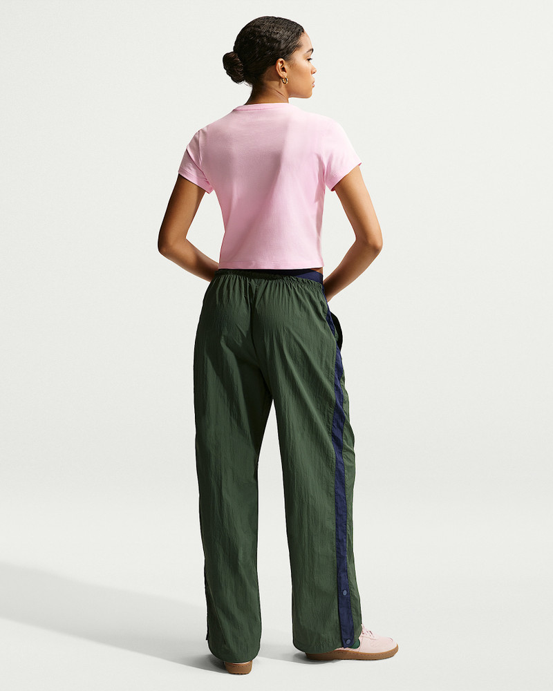 Nike Sportswear Club Women's Short-Sleeve T-Shirt 5