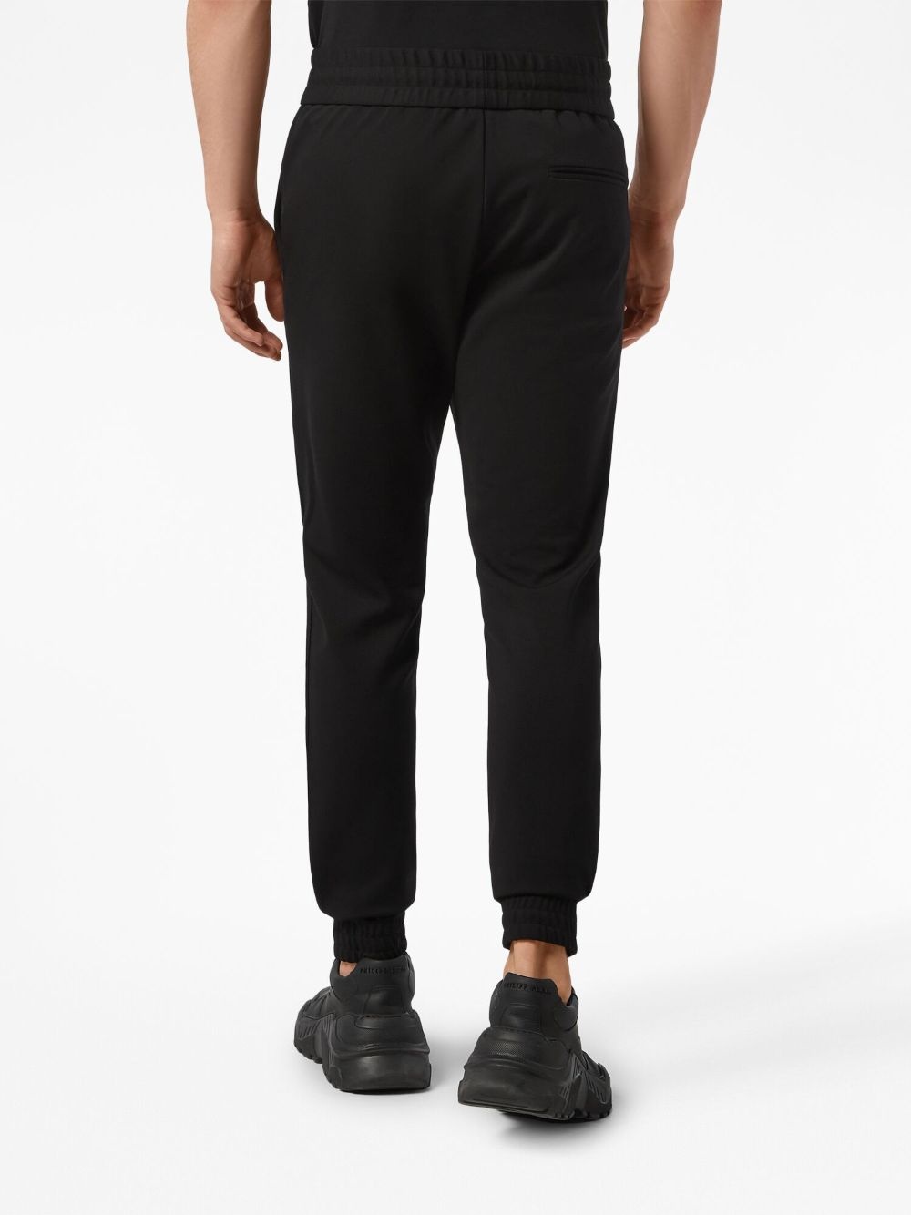 sport style suit - 5