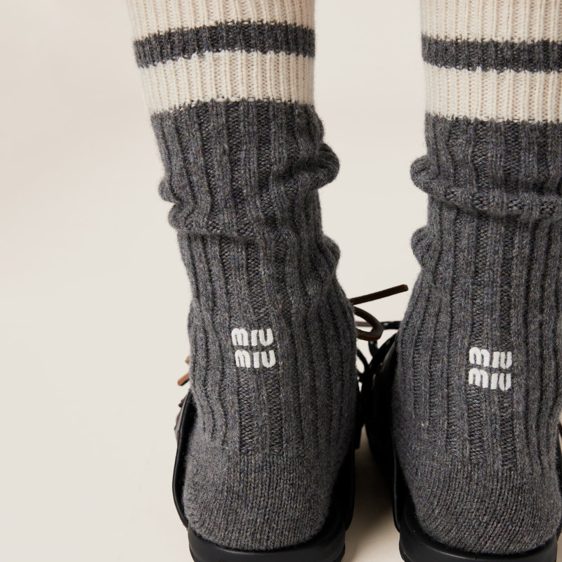 Wool and cashmere socks 4